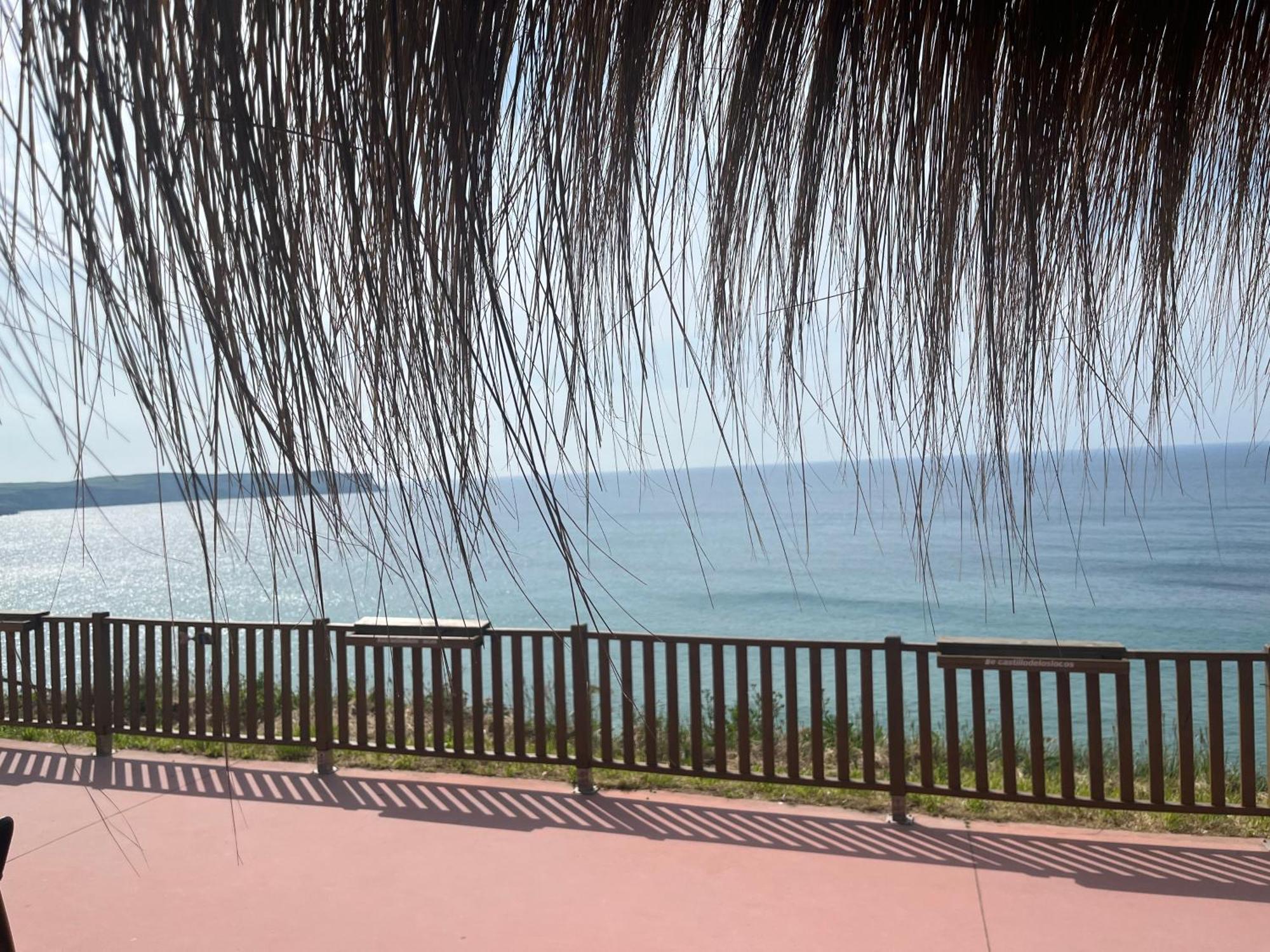 Pension Angelines, Sneuu Hostel Сантандер Екстериор снимка