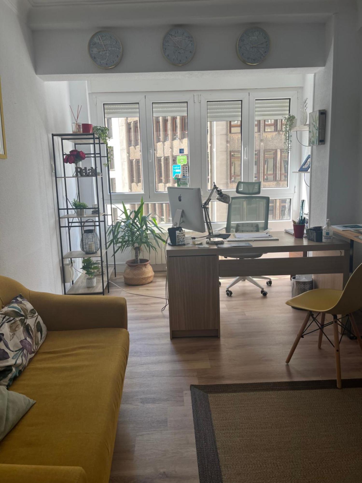 Pension Angelines, Sneuu Hostel Сантандер Екстериор снимка